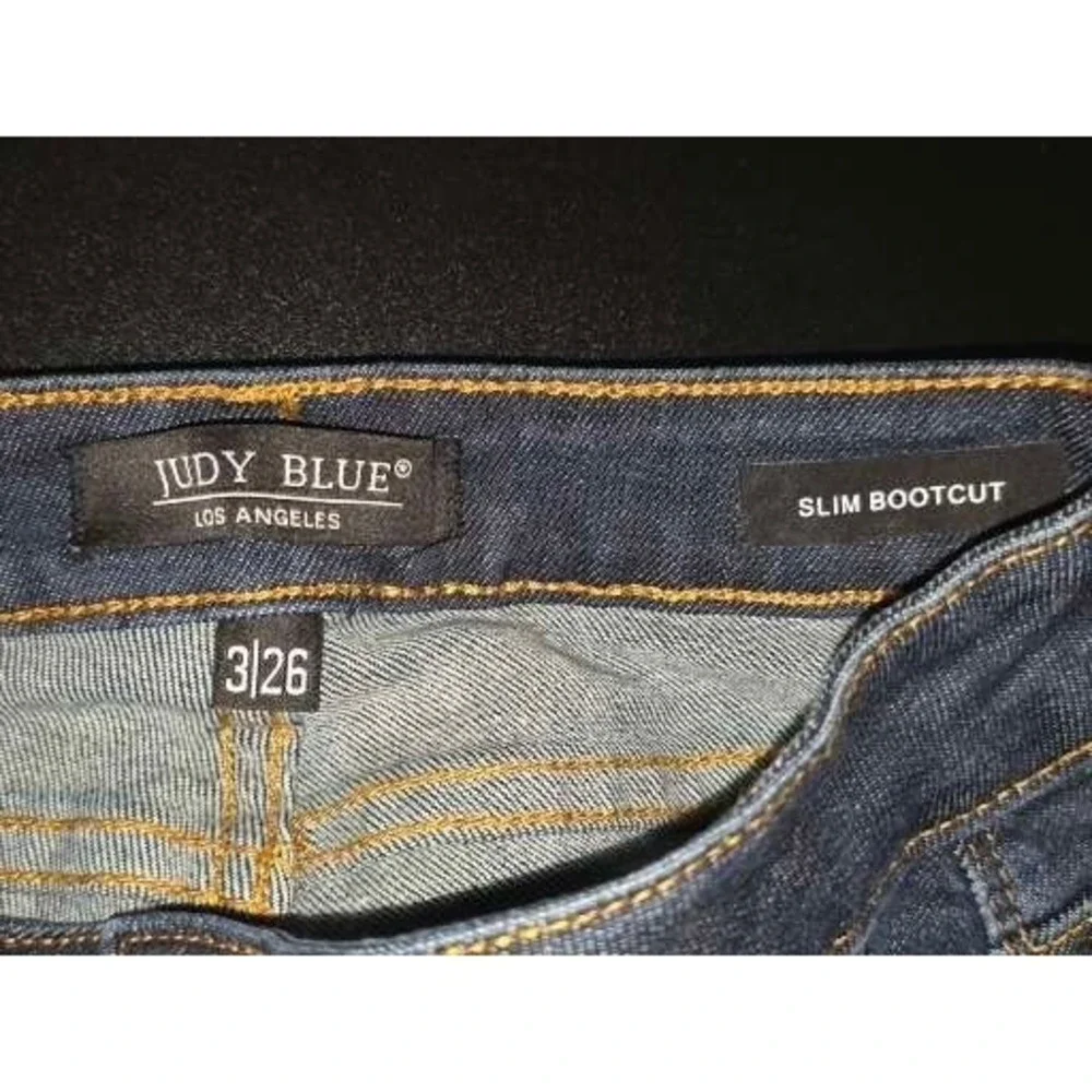 Judy Blue Slim Bootcut Jeans Dark‎ Wash Raw Hem Stretch Denim 3/26 JB88359 Boho
